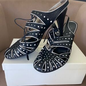 Chanel Vintage Leather pumps, size 41, in good condition